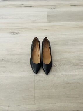 Nero Giardini Black Pointed-Toe Leather Pumps